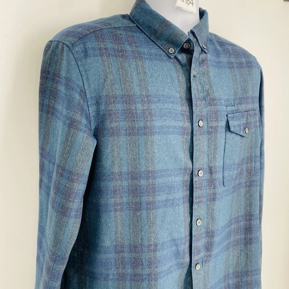 The North Face Men M Blue Plaid Button Down Nylon Blend Pocket Collared Flannel